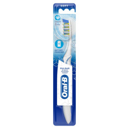 Oral-B Pulsar Pro-Expert Manual Toothbrush 35 Soft With Battery Power